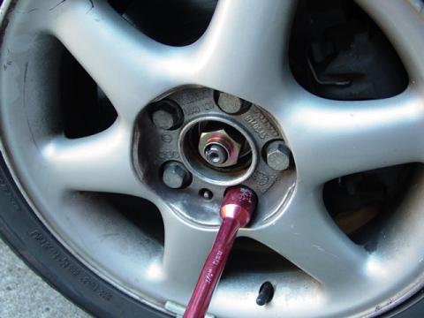 lug_bolts